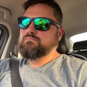 Meet your Posher, Justin